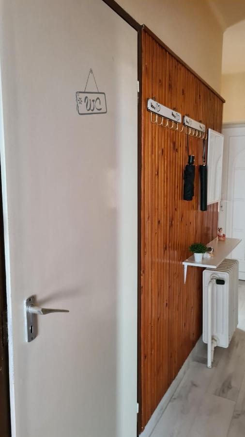 Vitorlás Apartman Sarvar Exterior foto
