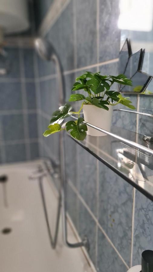 Vitorlás Apartman Sarvar Exterior foto